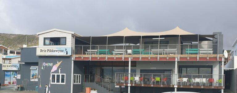 Drie Pikkewyne Restaurant 768x303