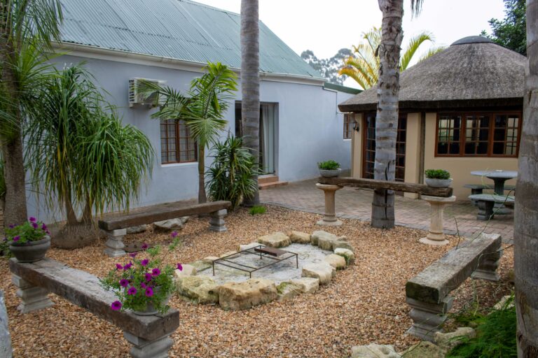 Aan de Kanal Guest House 768x512