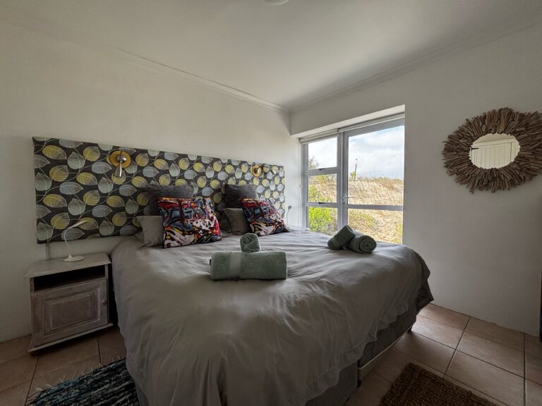 bedroom3 768x576